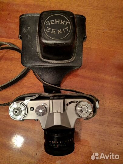 Фотоаппарат Зенит Е + Объектив Helios 44-2