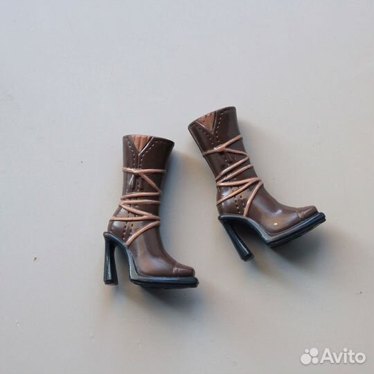 Сапоги и туфли