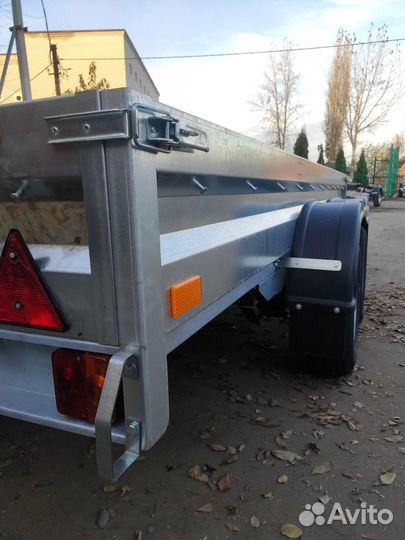 Прицеп Спутник 3215/33, 2 оси без тента и каркаса