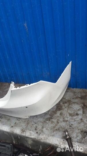 Бампер задний Toyota Camry