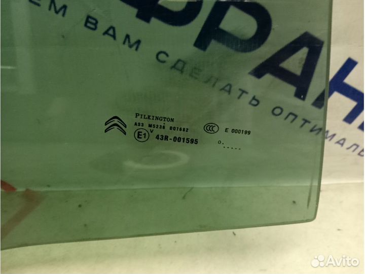 Стекло двери citroen C4(B7)