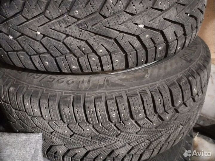 Gislaved NordFrost 100 225/60 R16 102