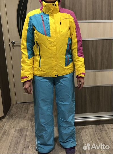 Сноубордический костюм