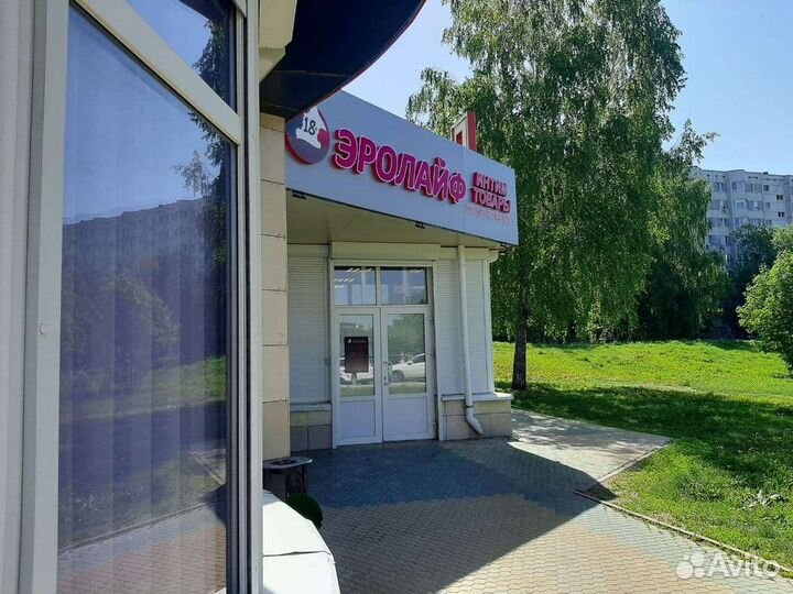 Продавец консультант в магазин для взрослых