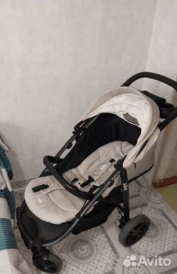 Детская коляска прогулочная всесезонная