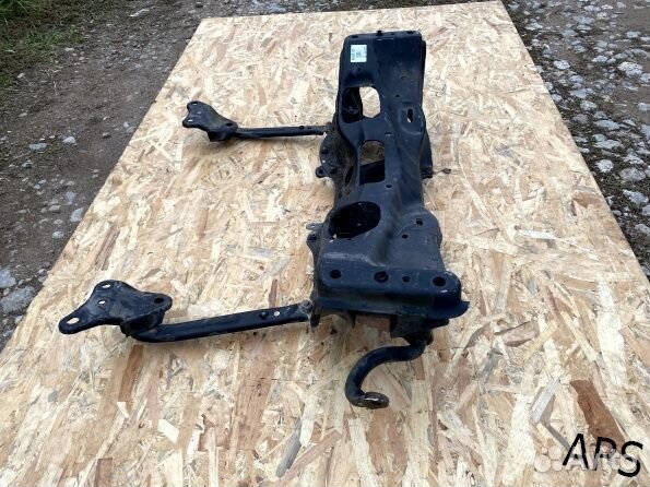 Подрамник передний Субару Форестер SJ 4 поколение