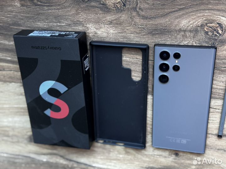 Samsung Galaxy S22 Ultra, 8/128 ГБ