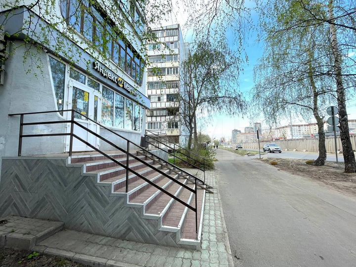 Продам помещение на трафике у метро