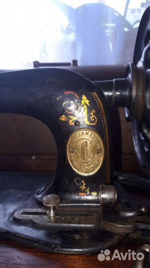 Швейная машина Singer