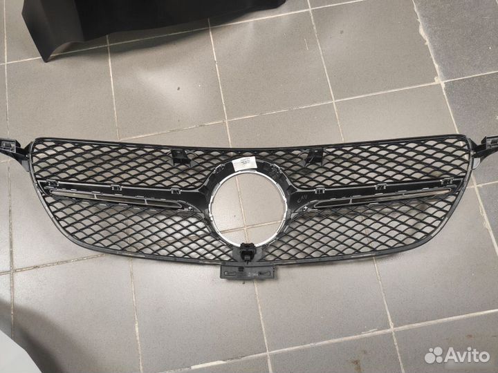 Решетка радиатора Mercedes-Benz GLE-класс C292