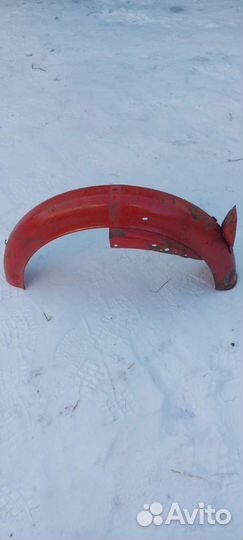 Заднее крыло для