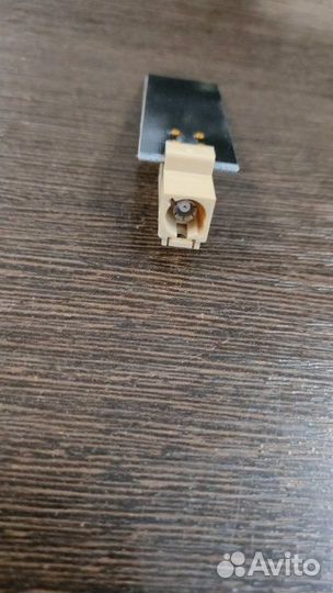 Антенна bluetooth Audi A8 D3 6.0 BHT 2008