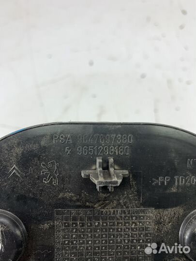 Peugeot 408 накладка багажного отделения