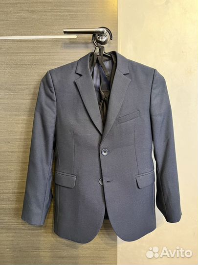 Школьный костюм