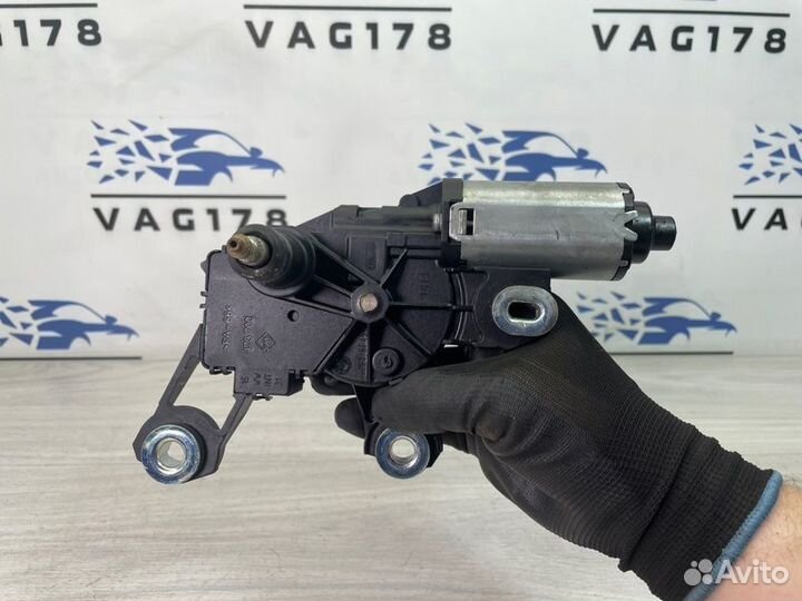 Моторчик стеклоочистителя задний Audi A4 B7 BRB