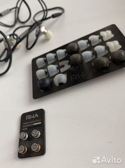 Наушники RHA t20i