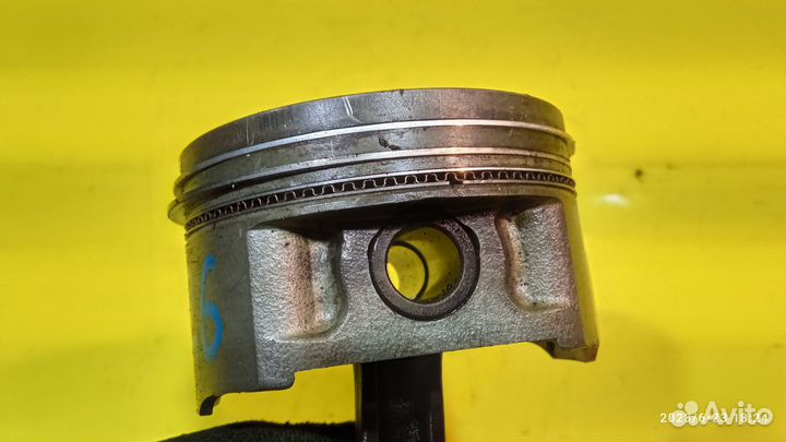 Поршень для Mitsubishi Lancer 9