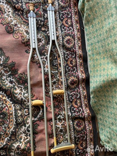 Костыли подмышечные