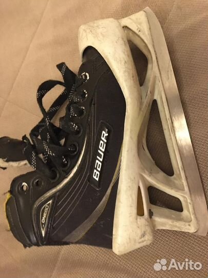 Коньки вратарские Bauer, размер 35