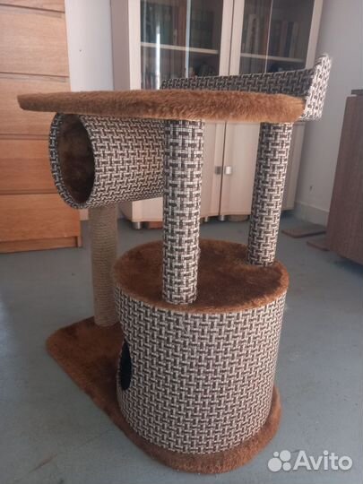 Домик для кошки с когтеточкой, новый