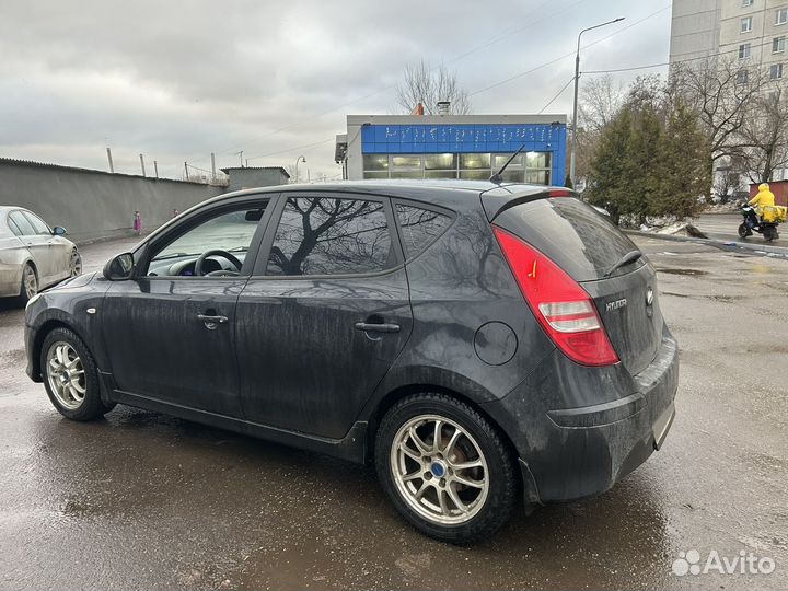 Hyundai i30 1.6 AT, 2011, 178 000 км