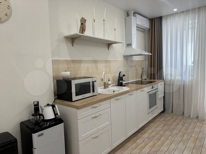 3-к. квартира, 90 м², 4/4 эт.