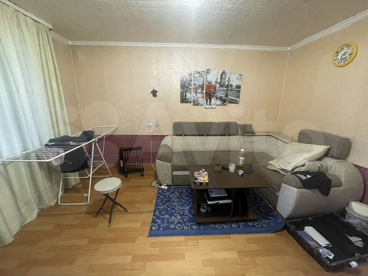 2-к. квартира, 57 м², 2/2 эт.