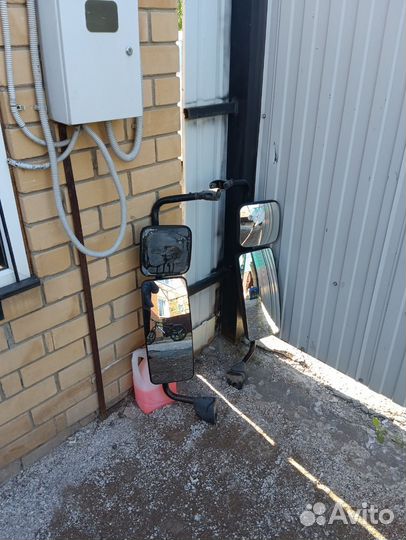 Продам зеркала на мерседес актрос