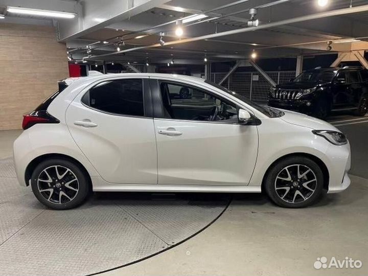 Toyota Yaris 1.5 CVT, 2020, 32 000 км