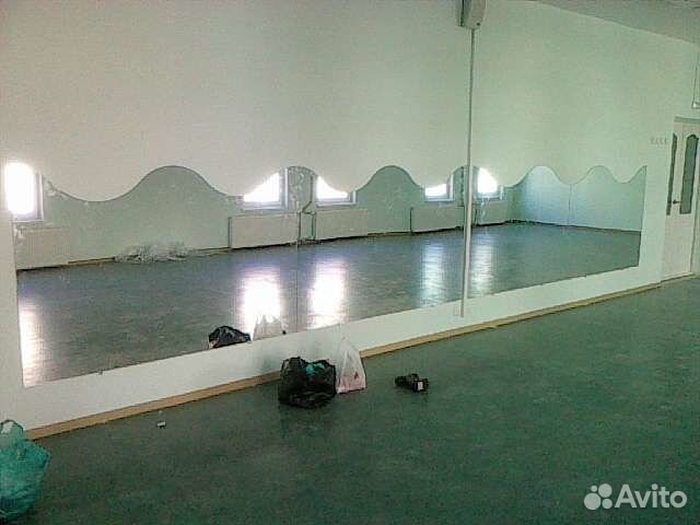 Услуги по установке стекла и зеркал