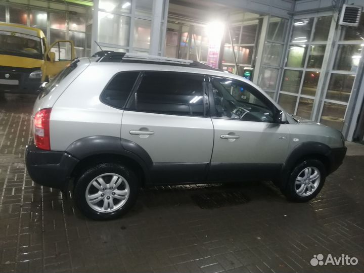 Hyundai Tucson 2.7 AT, 2007, 301 000 км