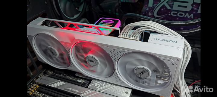 Новая Белая sapphire rx7700xt