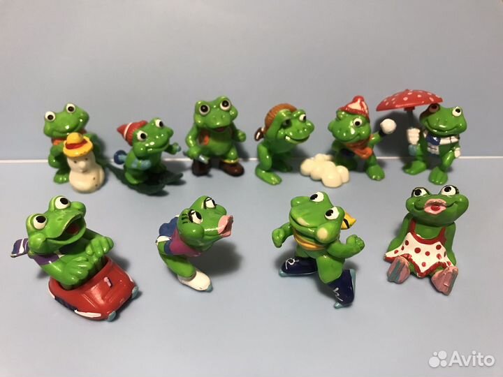 Лягушки из Киндер-сюрприза (Kinder Surprise)