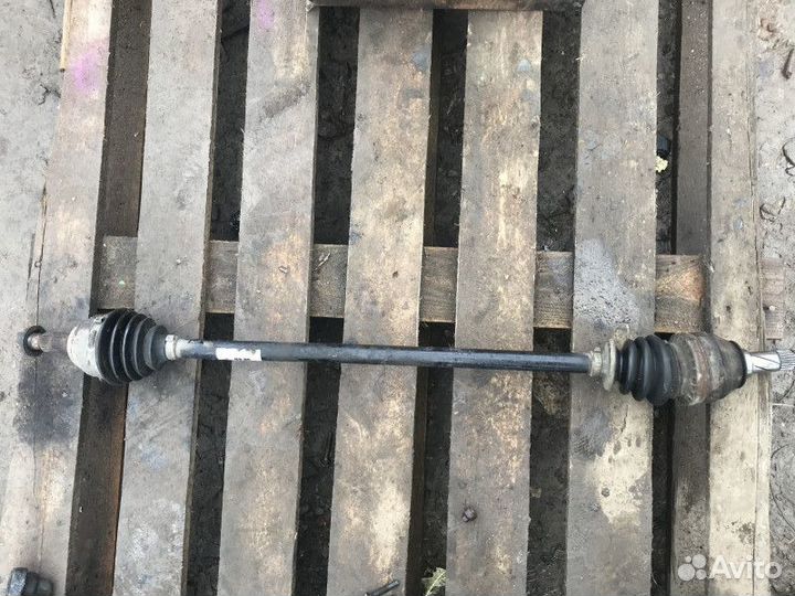 Привод передний правый Opel Astra H