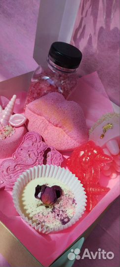 Подарочные наборы /бьюти боксы