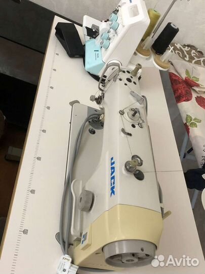 Швейная машинка