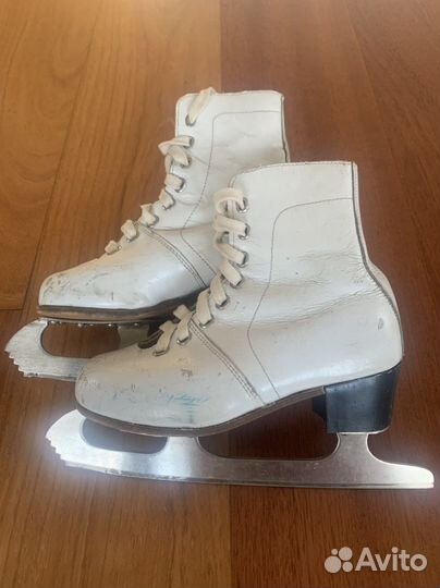 Коньки фигурные, 21р