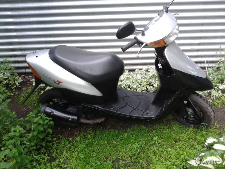 Скутер Сузуки Летс 2