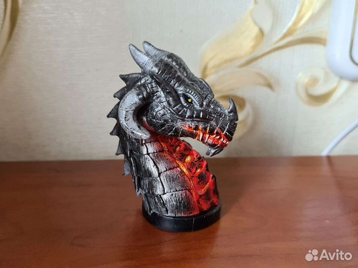 Бюст дракона ручной работы
