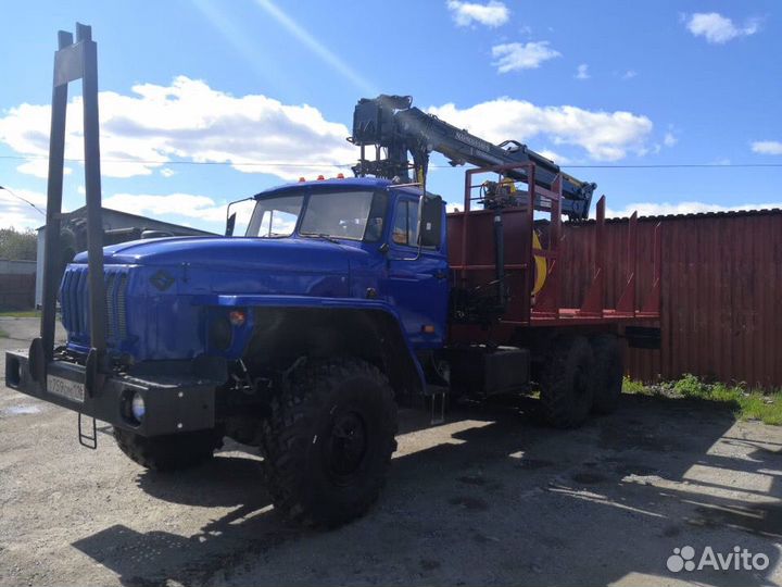 Урал 4320-0911-40 с КМУ, 2005