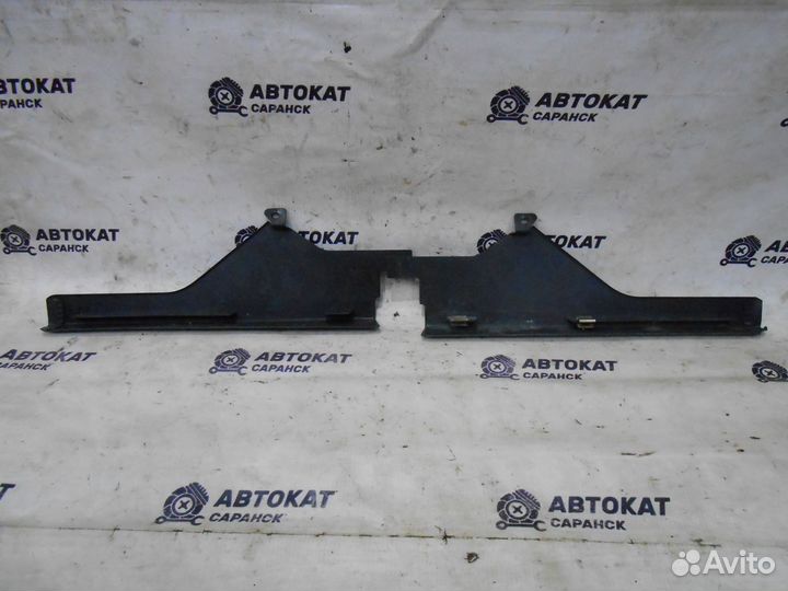 Накладка на порог задняя Mercedes W210