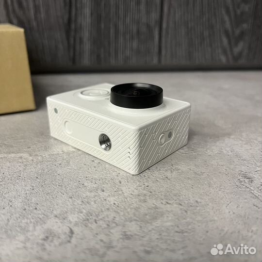 Экшн-камера Xiaomi Yi Sport Basic Edition White