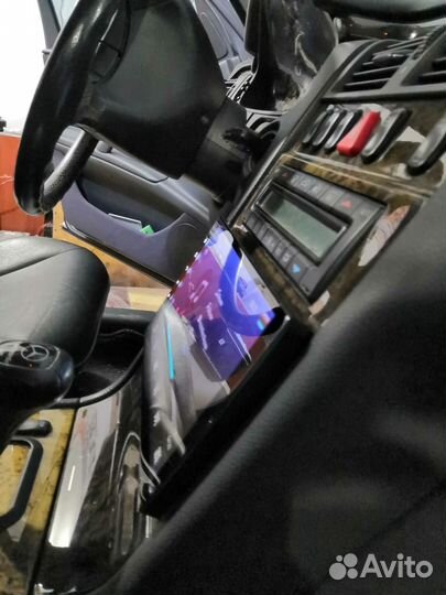 Магнитола на Mercedes-Benz W210