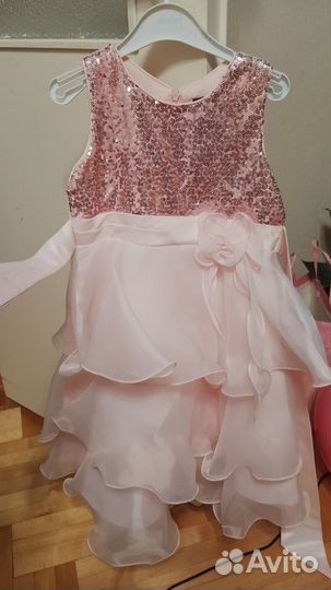 Платье нарядное