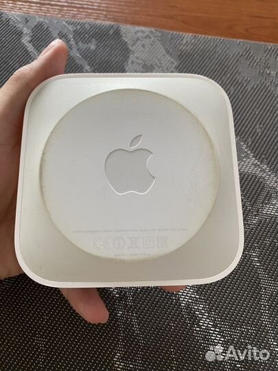 Роутер Apple Airport Express MC414RU/A 1392