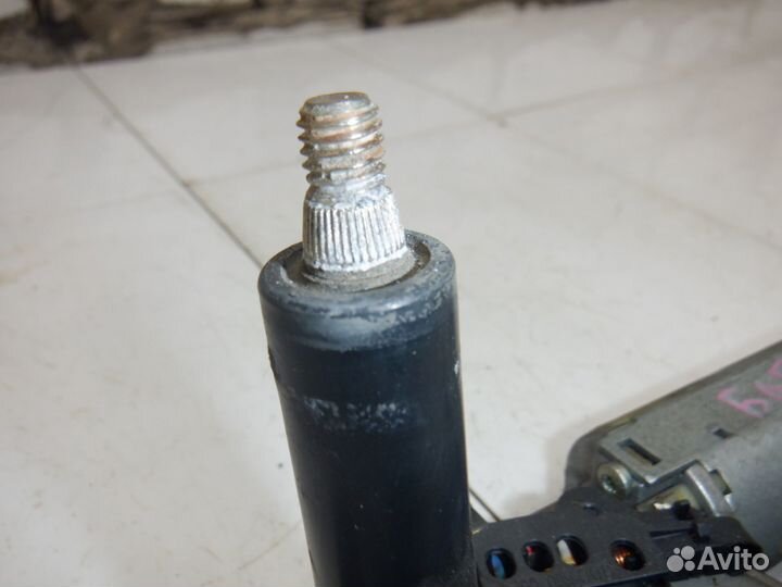 Моторчик ст/оч задний Ford Focus 1