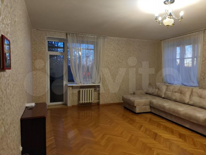 3-к. квартира, 130 м², 3/4 эт.