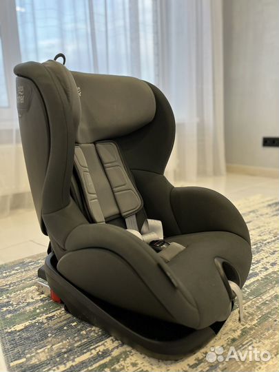 Автокресло britax romer trifix2 i size