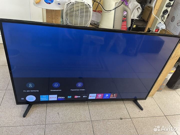 Телевизор Samsung UE43TU7002U