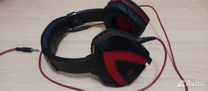 Проводные наушники bloody